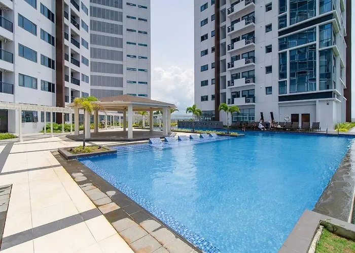 Omp 17j-t1, Seaview, Beach, Pool Access,near Airport, Fast Wi-fi, Netflix
