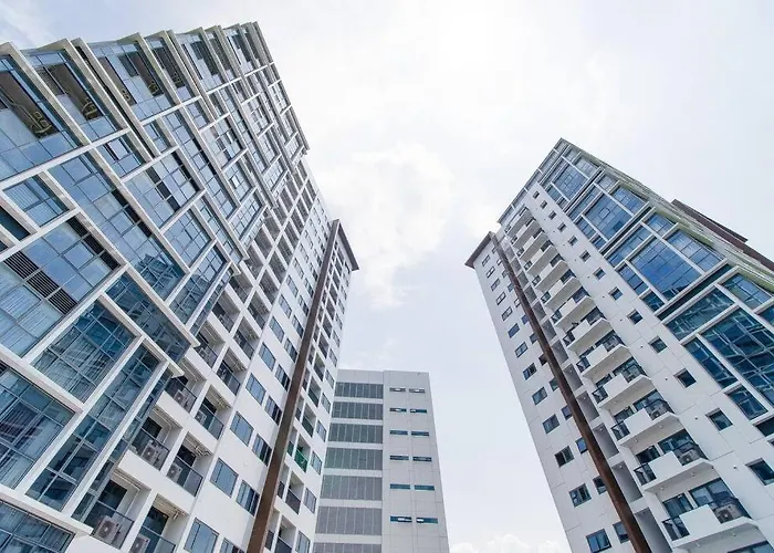 Appartement Omp 17j-t1, Seaview, Beach, Pool Access,near Airport, Fast Wi-fi, Netflix *