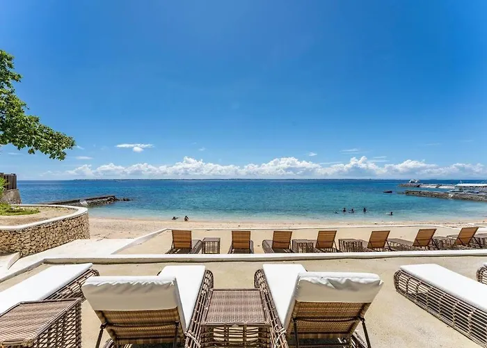 Omp 17j-t1, Seaview, Beach, Pool Access,near Airport, Fast Wi-fi, Netflix